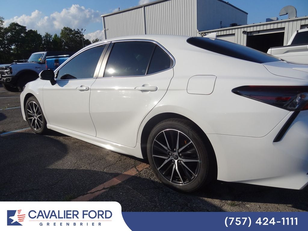 2021 Toyota Camry SE