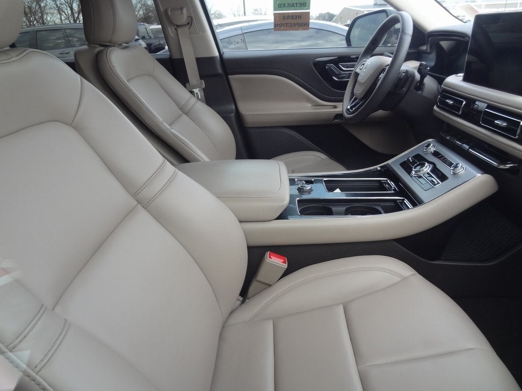 2023 Lincoln Aviator Standard