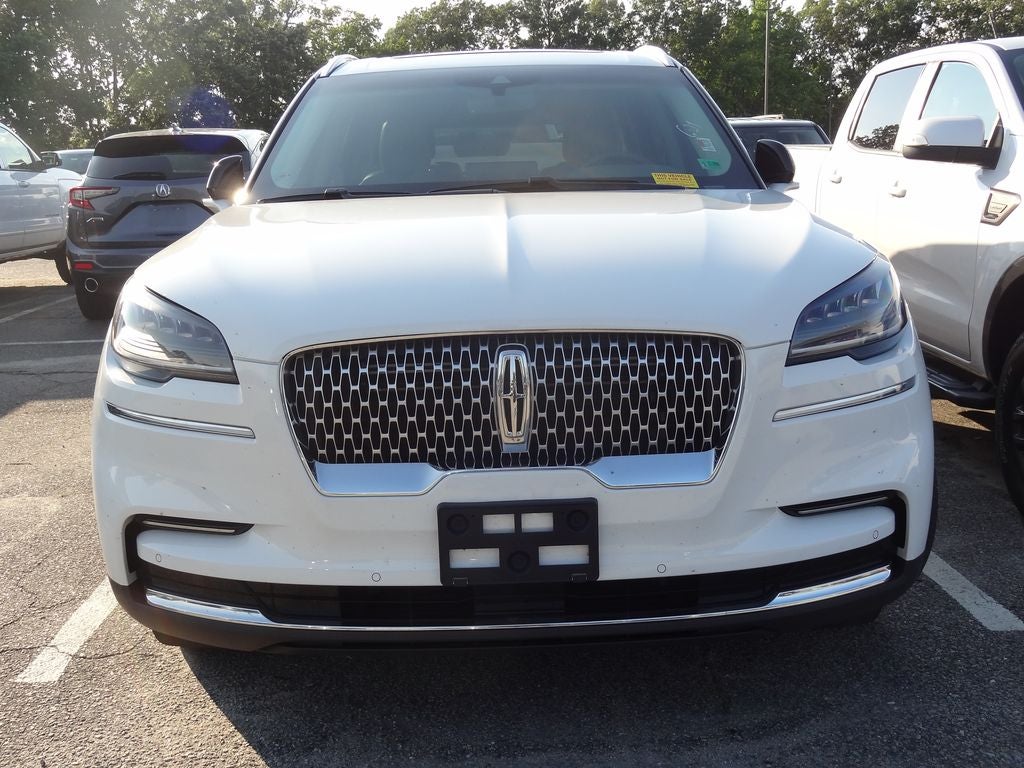 2023 Lincoln Aviator Standard standard