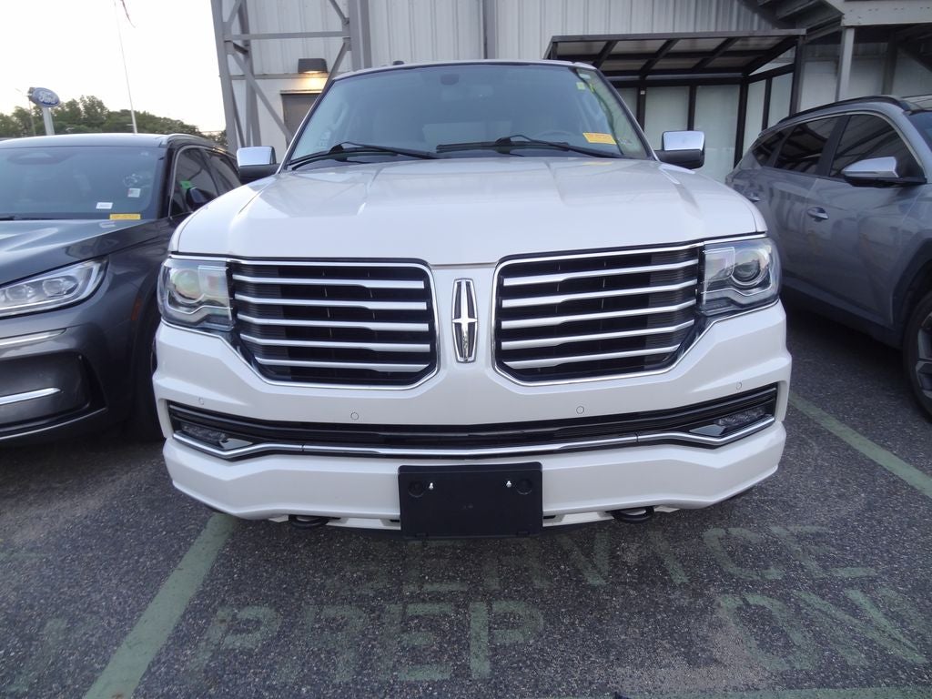 2017 Lincoln Navigator Select