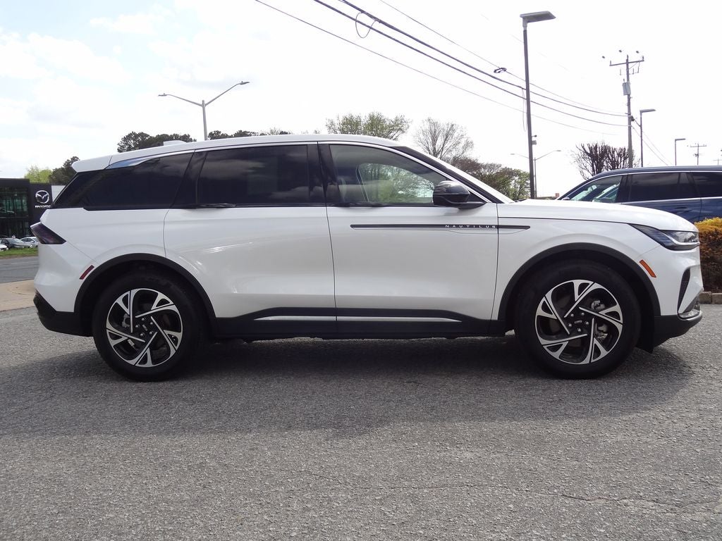 2025 Lincoln Nautilus Premiere Premier