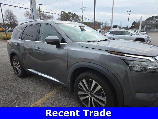 2022 Nissan Pathfinder Platinum