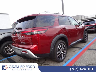 2024 Nissan Pathfinder Platinum