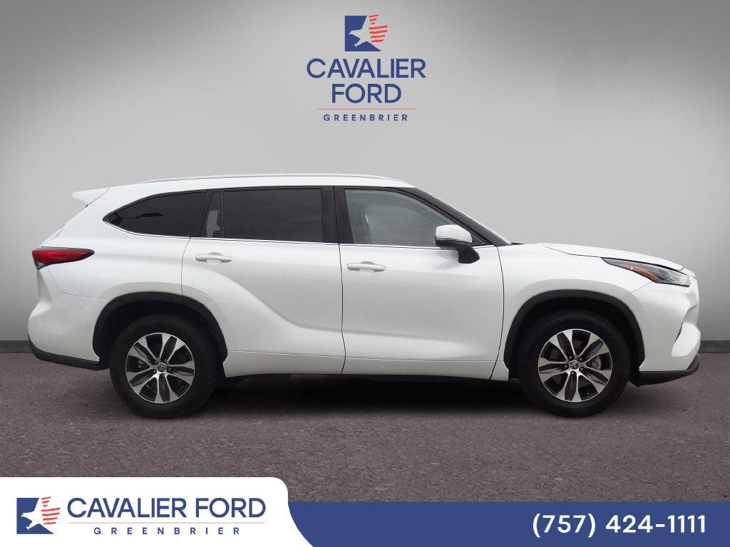 2023 Toyota Highlander XLE