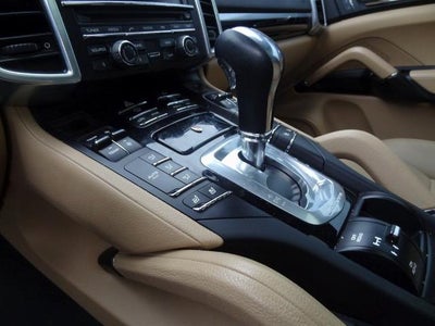 2016 Porsche Cayenne Base