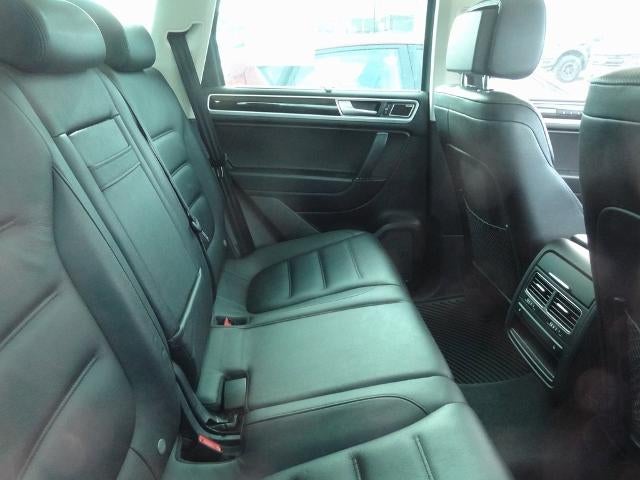 2017 Volkswagen Touareg V6 Executive