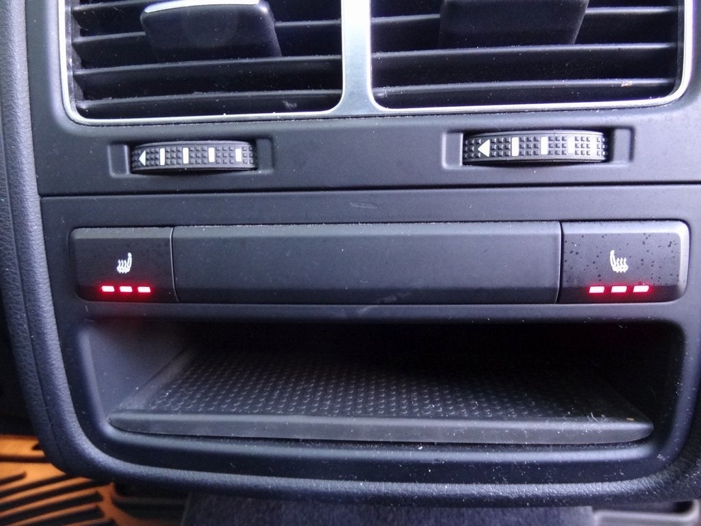 2017 Volkswagen Touareg V6 Executive