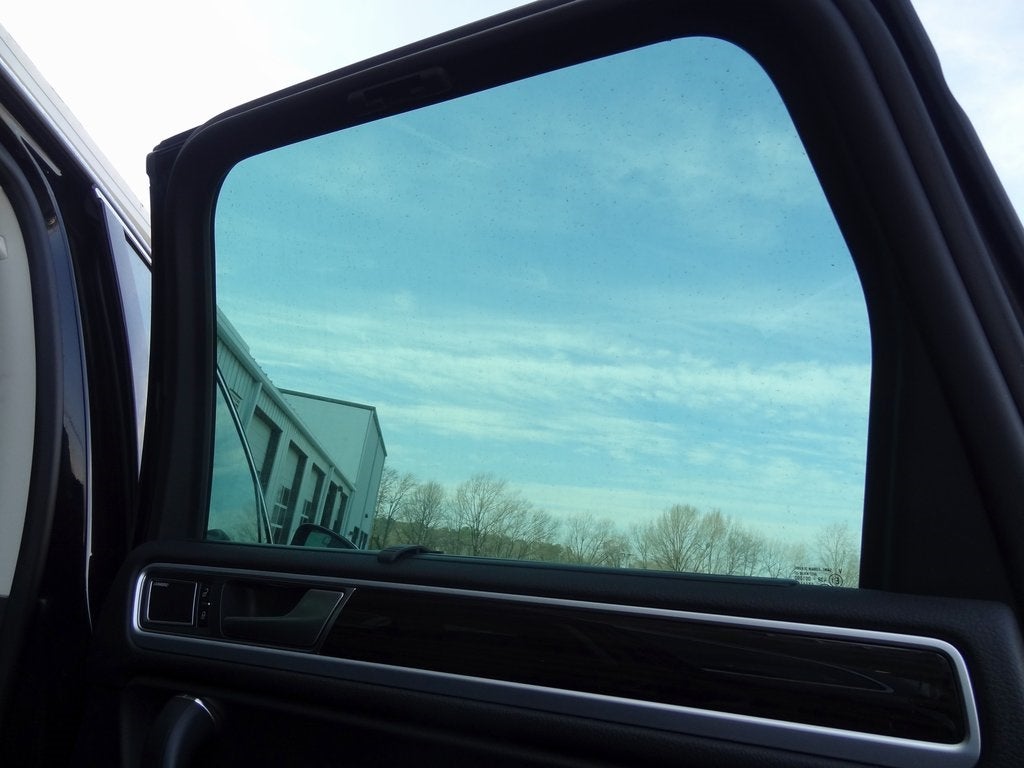 2017 Volkswagen Touareg V6 Executive