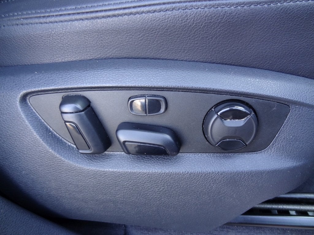 2017 Volkswagen Touareg V6 Executive