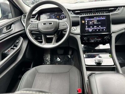 2024 Jeep Grand Cherokee L Laredo