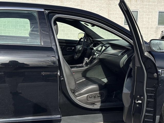 2017 Ford Taurus SHO