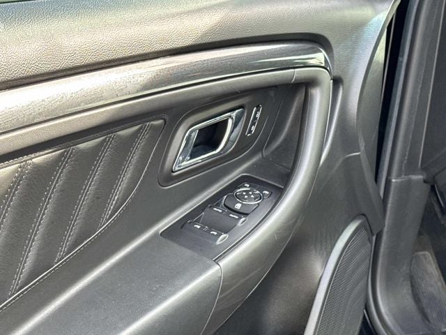 2017 Ford Taurus SHO