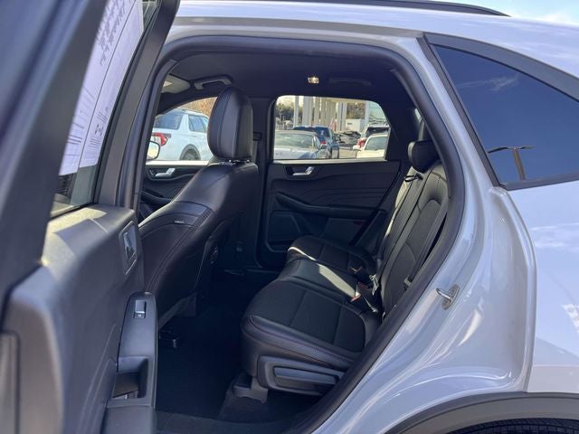 2025 Ford Escape Hybrid ST-Line