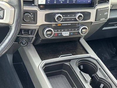 2022 Ford F-350SD Lariat