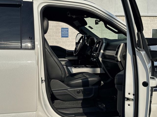 2022 Ford F-350SD Lariat
