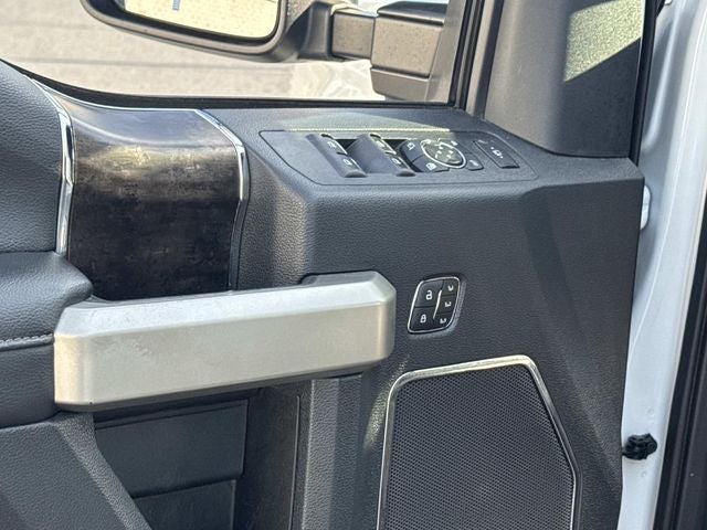 2022 Ford F-350SD Lariat