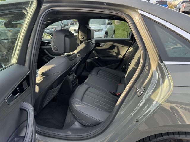 2023 Audi A4 45 S line Premium Plus quattro