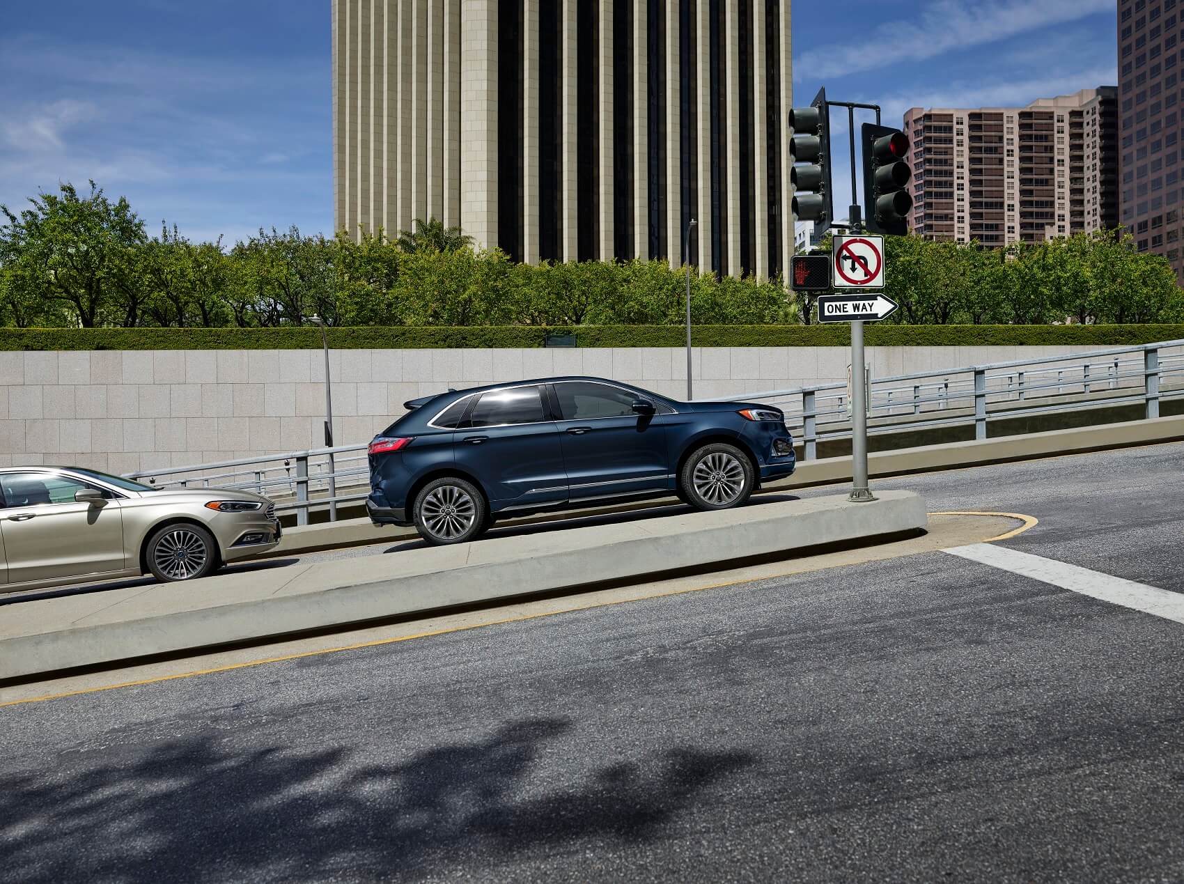 Ford Edge: Standard All-Wheel Drive